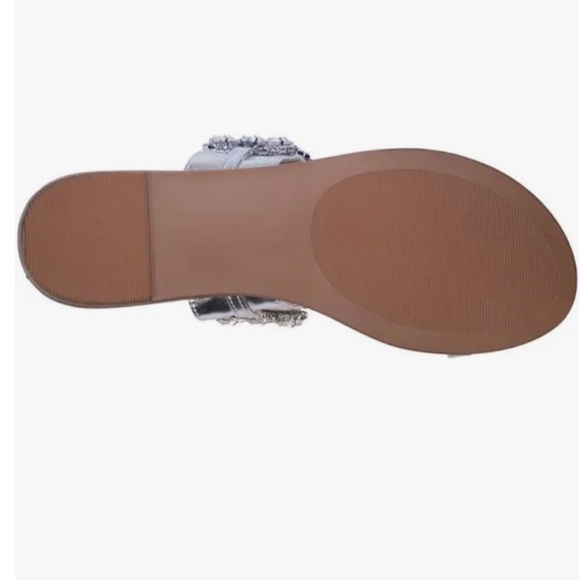 Glamorous Silver Embellished Women's Sandals​ - Picture 3 of 6